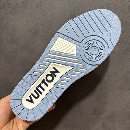 ルイヴィトンコピー LV Trainer クラシックな高級スポーツシューズシリーズ