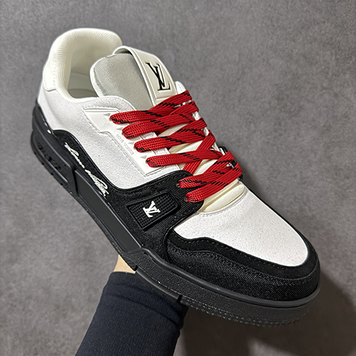 ルイヴィトン LV Trainer 新モデルクラシックな高級スポーツシューズシリーズ