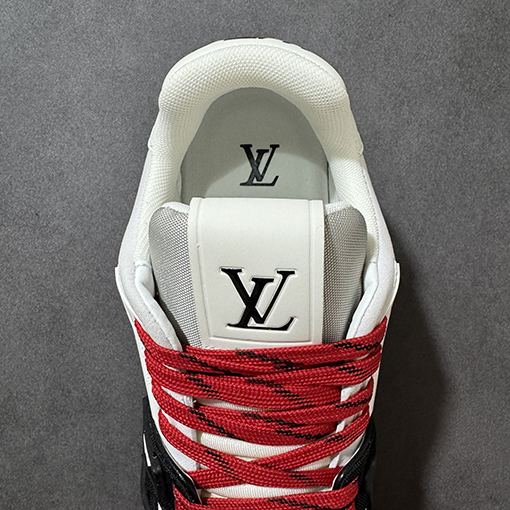 ルイヴィトン LV Trainer 新モデルクラシックな高級スポーツシューズシリーズ