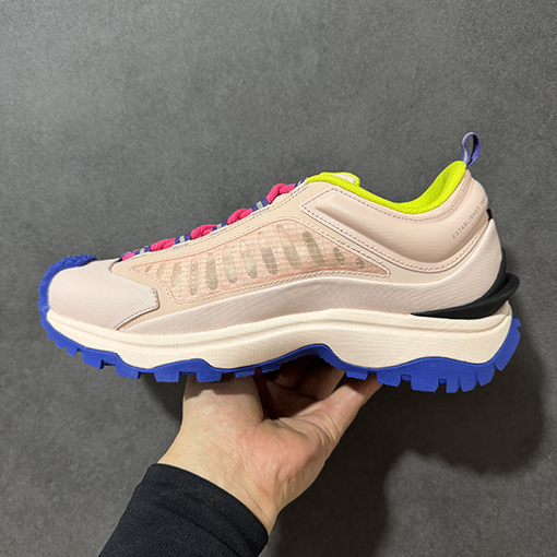 モンクレールスーパーコピー ロゴ入りレースアップメッシュローカットアスレチックカジュアルシューズ