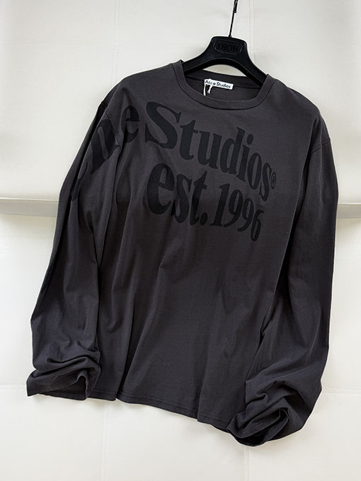 アクネストゥディオズ Acne Studios レタープリントのダメージ長袖シャツ
