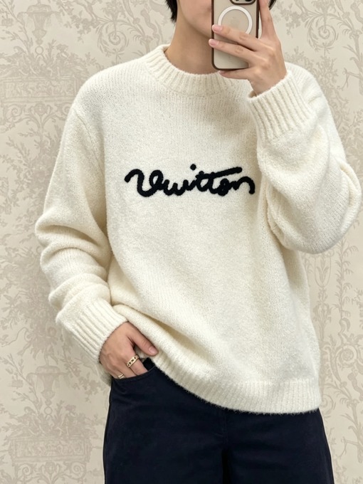 ルイヴィトンクルーネックのウールセータースーパーコピー 刺繍文字入りクルーネックウールセーター