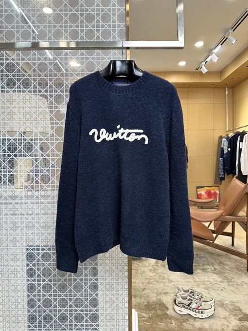 ルイヴィトンクルーネックのウールセータースーパーコピー 刺繍文字入りクルーネックウールセーター
