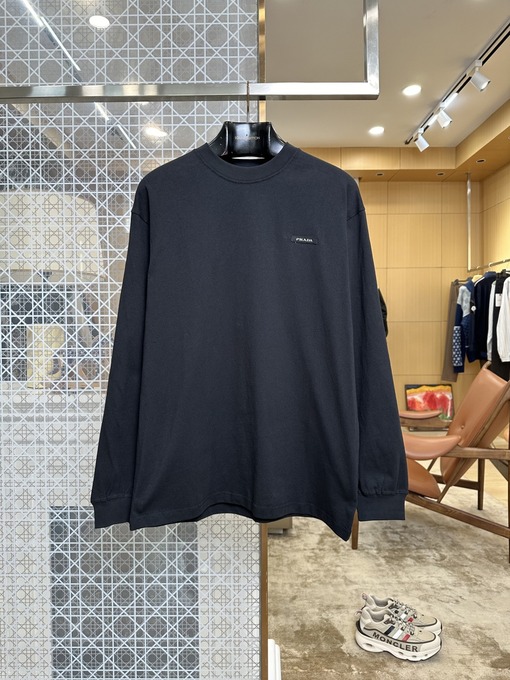 プラダ ロゴ入りクルーネック長袖シャツ