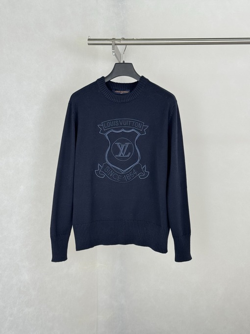 ルイヴィトン シールドバッジ刺繍入りクルーネックニットセーター