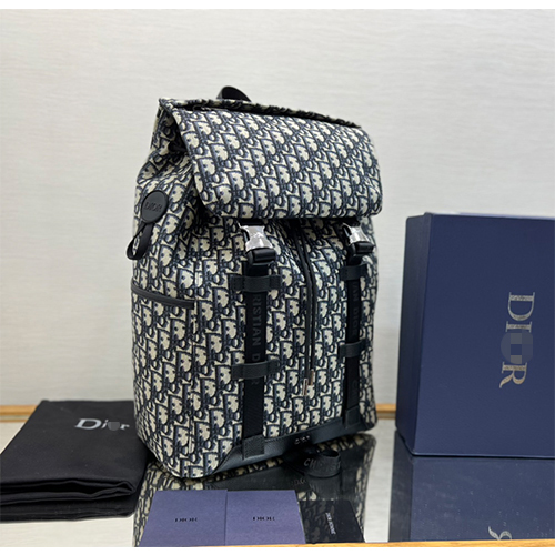 ディオールスーパーコピー 人気 リュックサック 高品質