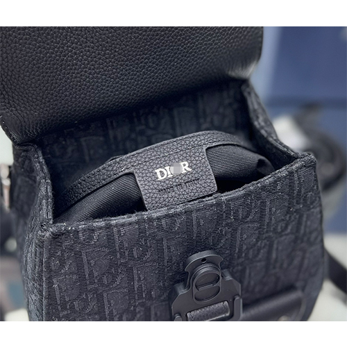 ディオール偽物 Oblique 人気 リュックサック 高品質