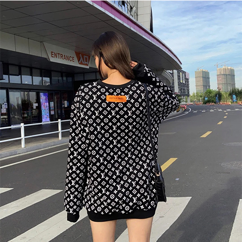 ルイヴィトンスーパーコピー メンズ レディース スウェットTシャツ