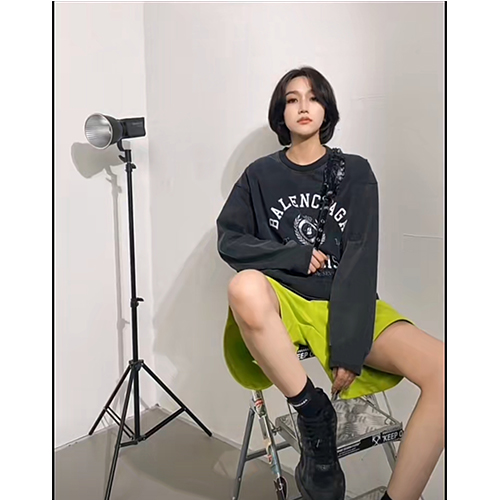 バレンシアガスーパーコピー   メンズ レディース スウェットTシャツ
