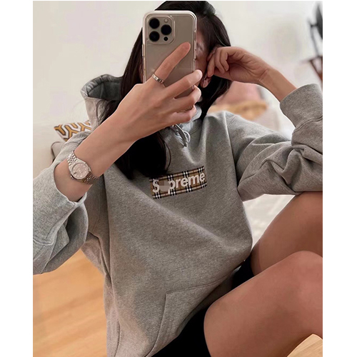 シュプリームスーパーコピー × バーバリー コラボ メンズレディース パーカー フード Tシャツ 高品質
