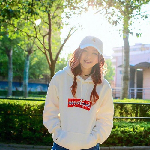 シュプリームスーパーコピー × コムデギャルソン  コラボ メンズレディース パーカー フード Tシャツ  高品質