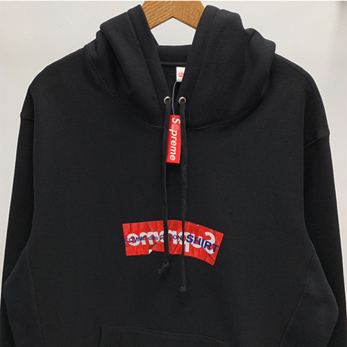 シュプリームスーパーコピー × コムデギャルソン  コラボ メンズレディース パーカー フード Tシャツ  高品質