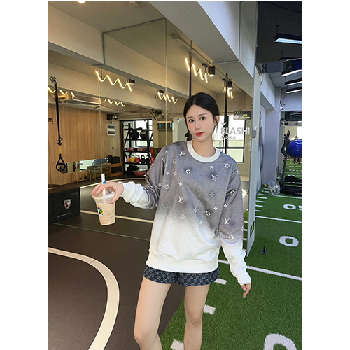 ルイヴィトン偽物   メンズ レディース スウェットTシャツ