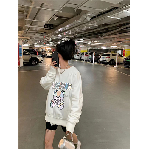 モスキーノ偽物 メンズレディース パーカー フード Tシャツ