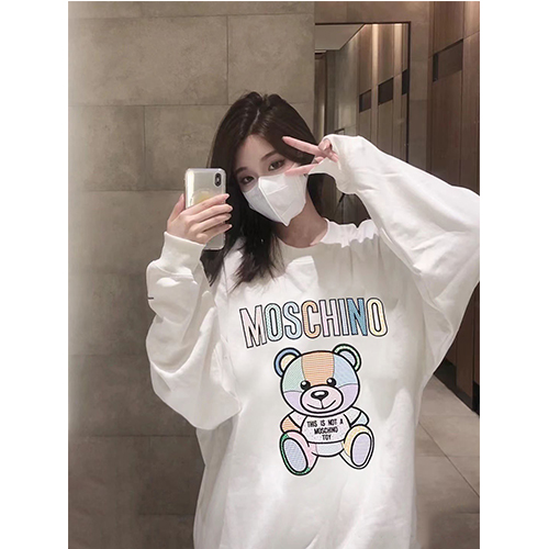 モスキーノ偽物 メンズレディース パーカー フード Tシャツ