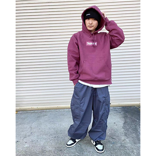 シュプリーム スーパーコピー メンズ レディース 人気のパーカー