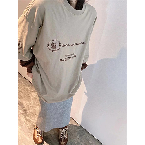 バレンシアガ  スーパーコピー メンズ レディース  長袖 Tシャツ  ロンT
