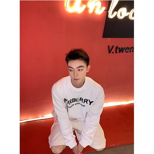 バーバリースーパーコピー メンズ レディース スウェットTシャツ