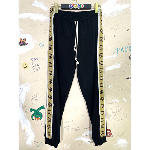 グッチ メンズ レディース スウェットパンツ ファッション