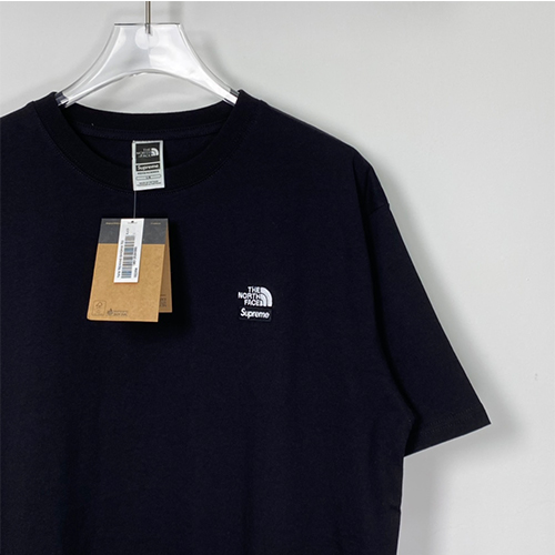 シュプリーム偽物 × ノースフェイス コラボ半袖Tシャツ メンズ レディースファッション 高品質