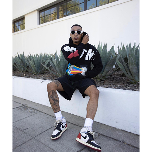 KANYE WEST コピー メンズレディース パーカー フード Tシャツ