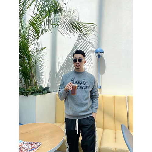 ルイヴィトン偽物 メンズ レディース スウェットTシャツ