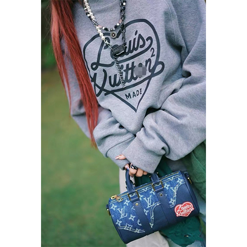 ルイヴィトン偽物 メンズ レディース スウェットTシャツ