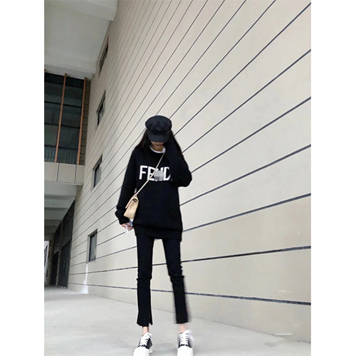 フェンディスーパーコピー メンズ レディース 人気 ニットセーター