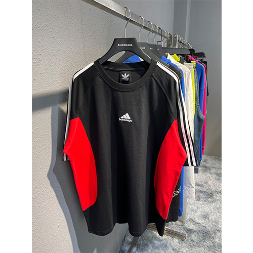バレンシアガスーパーコピー × アディダス コラボ半袖Tシャツ ファッション通販 高品質