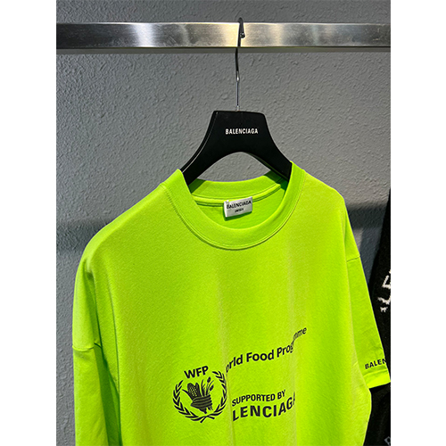 バレンシアガ スーパーコピーファッション半袖Tシャツの通販 高品質