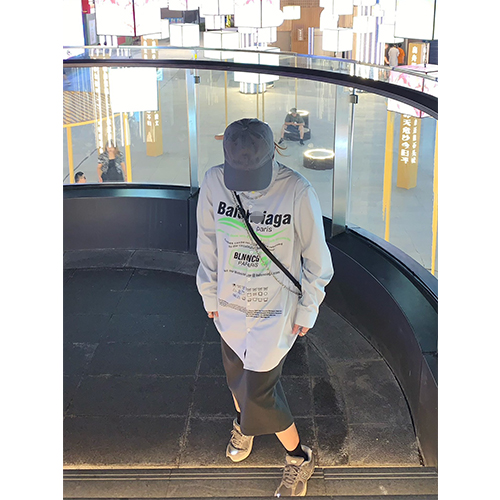 バレンシアガ　スーパーコピー　メンズ レディース おしゃれ  シャツ