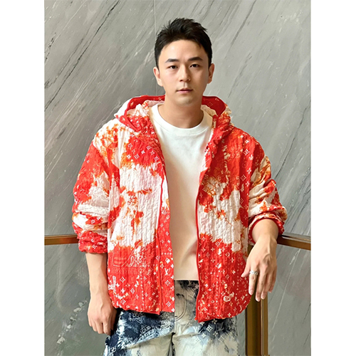 ルイヴィトンスーパーコピー メンズファッションジップアップジャケット 高品質