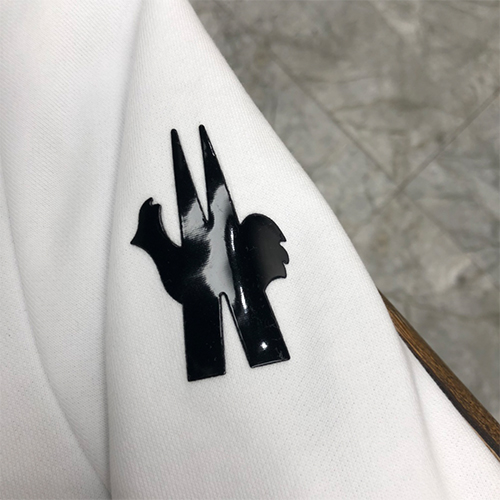 モンクレール スウェットTシャツ 高品質