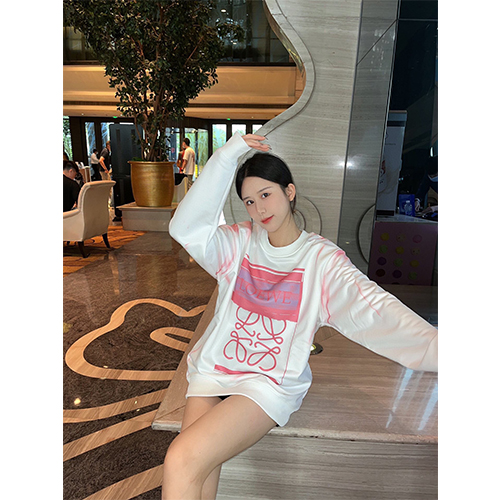 ロエベ 偽物 メンズ レディース スウェットTシャツ