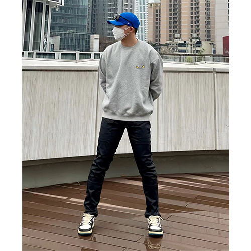 フェンディ スーパーコピー 長袖 スウェットTシャツ