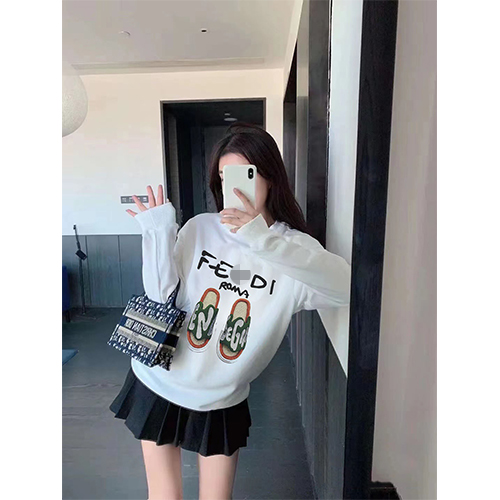 フェンディ 偽物 メンズ レディース スウェットTシャツ