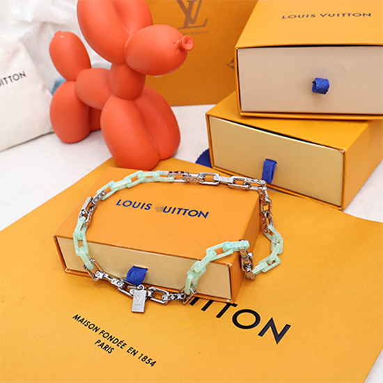 ルイヴィトン スーパーコピーネックレス アクセサリーMonogram Chain  高品質