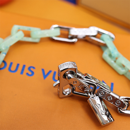 ルイヴィトン スーパーコピーネックレス アクセサリーMonogram Chain  高品質