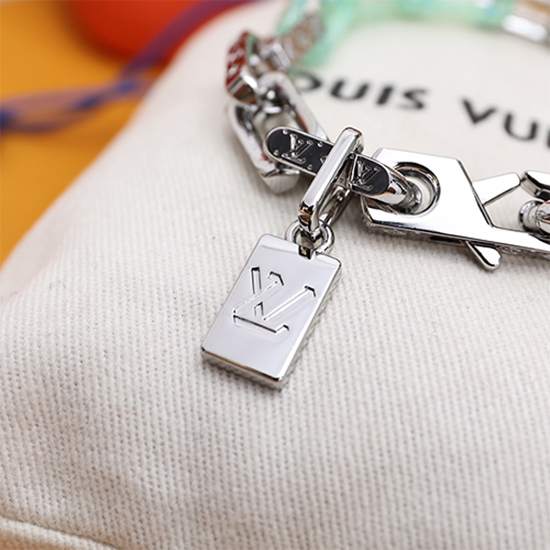 ルイヴィトンスーパーコピー ブレスレット アクセサリーMonogram Chain 高品質