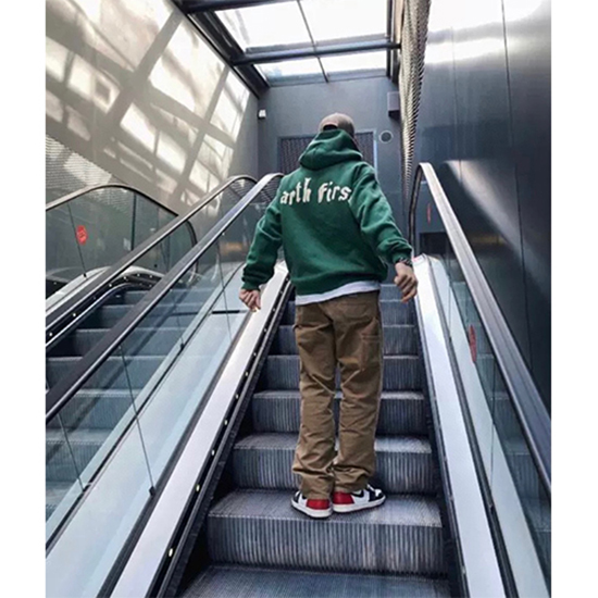 CPFM KANYE 偽物ジップアップ パーカー フード Tシャツ