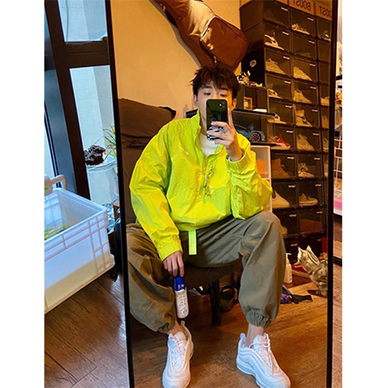 ナイキ × ステューシー 偽物コラボ ジップアップ ジャケットアウター