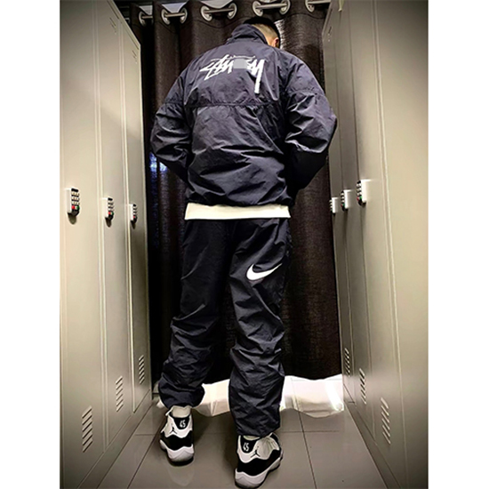 ナイキ × ステューシー 偽物コラボ ジップアップ ジャケットアウター