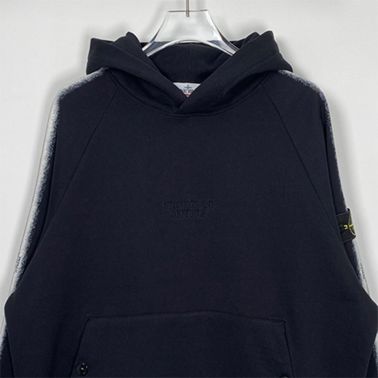シュプリーム偽物 × STONE ISLAND HOODED コラボ  人気のパーカー高品質