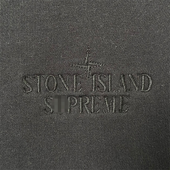 シュプリーム偽物 × STONE ISLAND HOODED コラボ  人気のパーカー高品質
