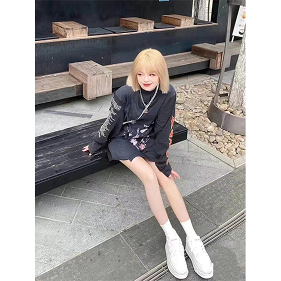 バレンシアガ 偽物 メンズ 長袖 Tシャツ