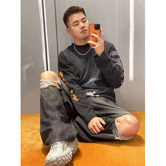 バレンシアガ 偽物 メンズ 長袖 Tシャツ