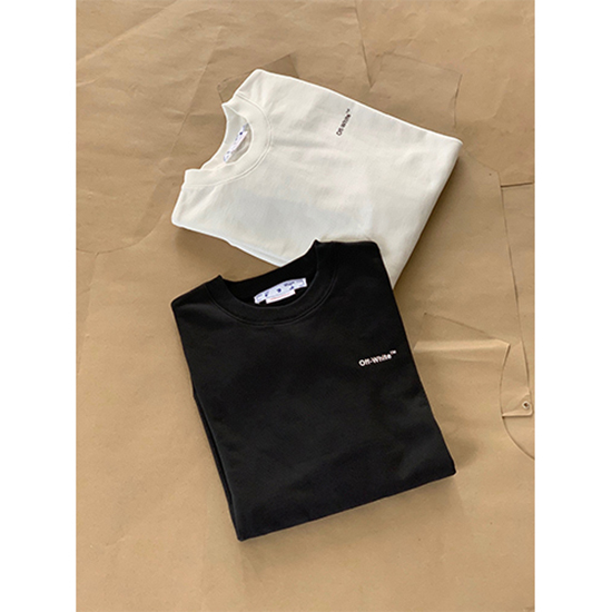 オフホワイト 偽物長袖 スウェットTシャツ