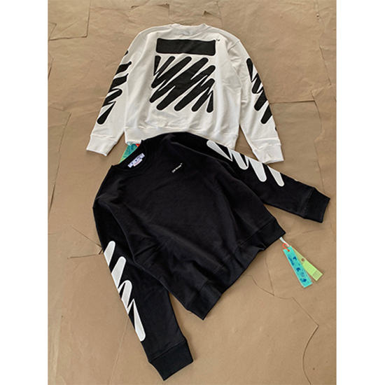 オフホワイト 偽物長袖 スウェットTシャツ
