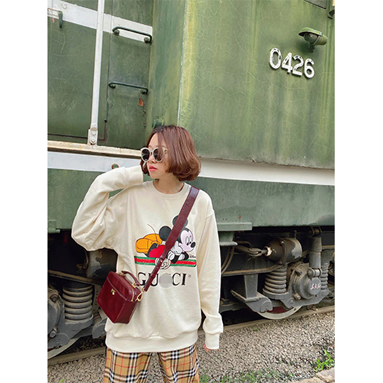 グッチ × DISNEYコピー   スウェット長袖 Tシャツ