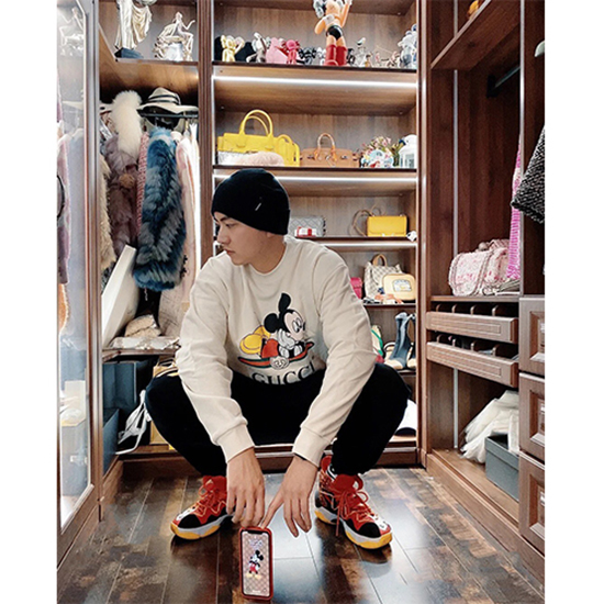 グッチ × DISNEYコピー   スウェット長袖 Tシャツ